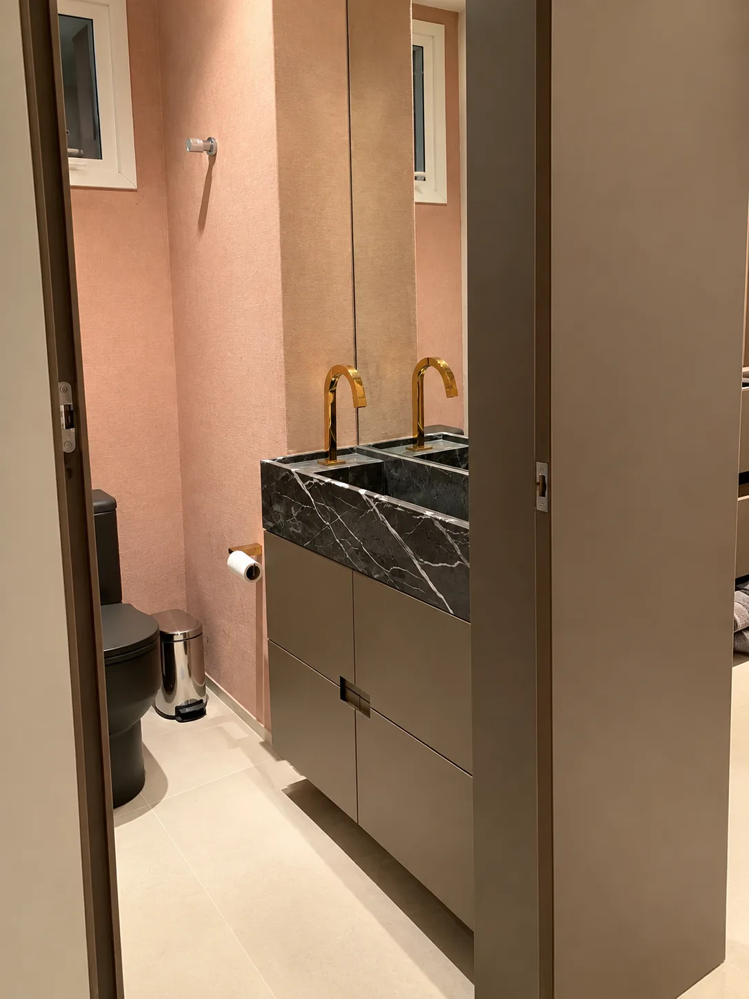 Sala Diretoria - AVR Studio — marcenaria sob medida, imagem 7